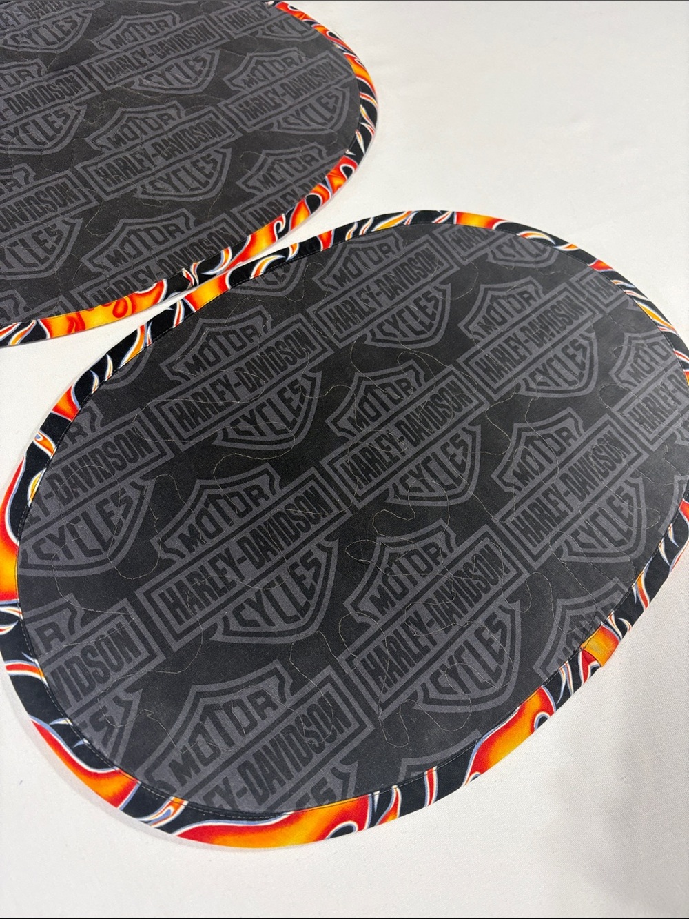 Harley-Davidson Bundle of 2 Black Logo & Checkerboard & Flame Placemats - Picture 8 of 10